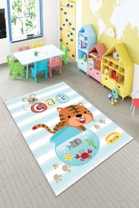 Mavi Kaymaz Tabanlı Yıkanabilir Kedili Bebek Halısı AR046 Mavi Kaymaz Tabanlı Yıkanabilir Kedili Bebek Halısı AR046