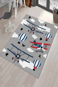 Gri Kaymaz Tabanlı Yıkanabilir Uçaklı Çocuk Halısı AR1025 Gri Kaymaz Tabanlı Yıkanabilir Uçaklı Çocuk Halısı AR1025