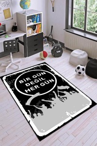 Siyah Ve Beyaz Kaymaz Tabanlı Yıkanan Taraftar Halısı AR192 Siyah Ve Beyaz Kaymaz Tabanlı Yıkanan Taraftar Halısı AR192