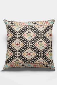 Çok Renkli Etnik Çift Taraflı Yastık Kırlent Kılıfı KRL071