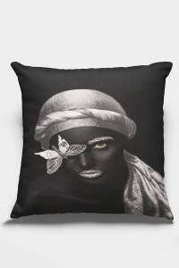 Siyah Zenci Kız Arap Kızı Çift Taraflı Kırlent Kılıfı KRL456 Siyah Zenci Kız Arap Kızı Çift Taraflı Kırlent Kılıfı KRL456