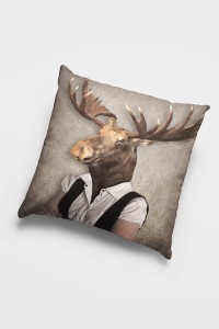 Geyik Kıyafetli Hayvanlar Çift Taraflı Kırlent Kılıfı KRL871 Geyik Kıyafetli Hayvanlar Çift Taraflı Kırlent Kılıfı KRL871