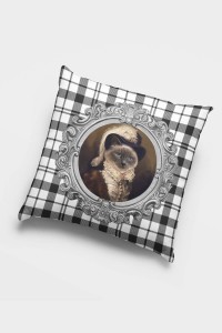 Kedi Kıyafetli Hayvanlar Çift Taraflı Kırlent Kılıfı KRL927 Kedi Kıyafetli Hayvanlar Çift Taraflı Kırlent Kılıfı KRL927