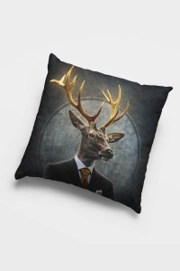 Geyik Kıyafetli Hayvanlar Çift Taraflı Kırlent Kılıfı KRL949 Geyik Kıyafetli Hayvanlar Çift Taraflı Kırlent Kılıfı KRL949