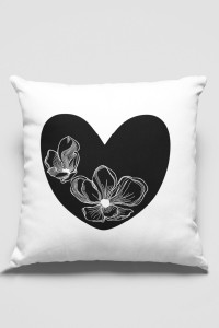 Çift Taraflı Beyaz Kalpli Yastık Kırlent Kılıfı KRL528 Çift Taraflı Beyaz Kalpli Yastık Kırlent Kılıfı KRL528