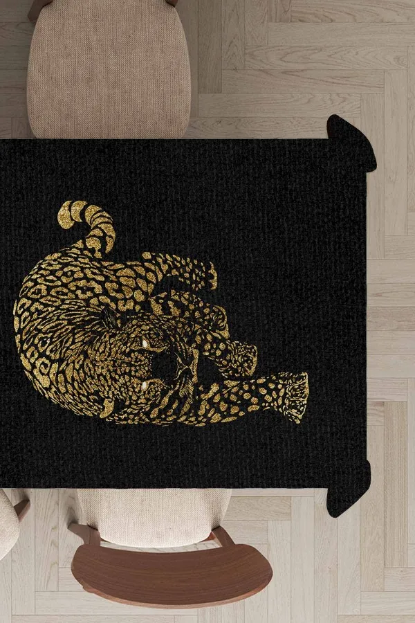 Cam Masa Koruyucu Gold Leopar Desenli Dokuma Leke Tutmaz Masa Örtüsü MSO355
