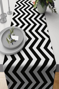 Siyah Zigzag Desenli Premium Masa Örtüsü Runner RNR302 Siyah Zigzag Desenli Premium Masa Örtüsü Runner RNR302