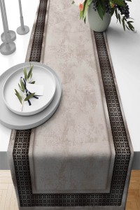 Bej Çerçeveli Desen Premium Masa Örtüsü Runner RNR398 Bej Çerçeveli Desen Premium Masa Örtüsü Runner RNR398
