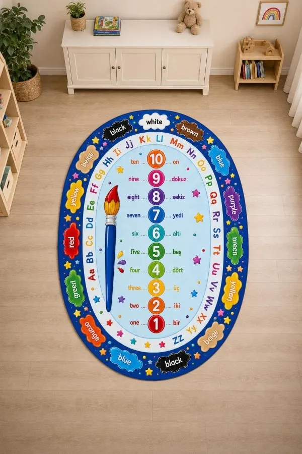 Çocuk Odası Halısı Sayı Ve Harf Desenli Oval Tasarım Çocuk odasında lacivert kenarlı, rakam, harf ve renk adı motifli oval çocuk odası halısı