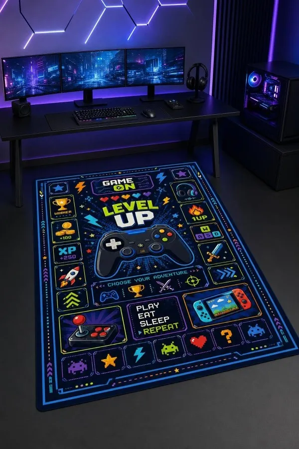 Lacivert oyun halısında merkezde kumanda ve level up yazısı, çevresinde joystick ile piksel oyun ikonları bulunur