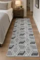 Mutfak geçişinde açık gri zeminli, siyah çizgili geometrik desenli modern koridor yolluğu