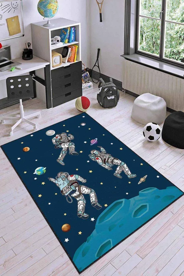 Çoçuk Odası Halı Fiyatları Lacivert Kaymaz Tabanlı Uzay Astronotlu Çocuk Halısı AR742