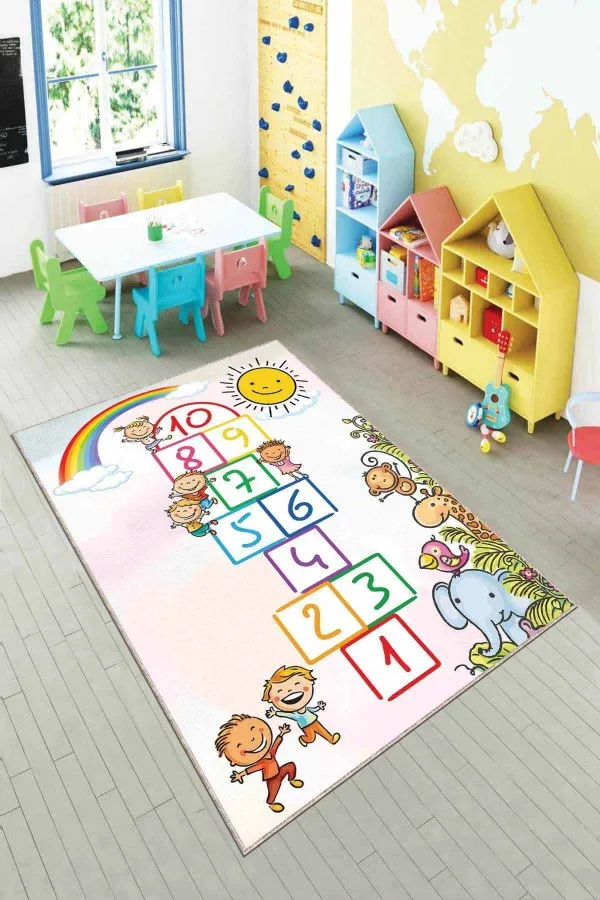 Seksek Çocuk Halısı Çok Renkli Kaymaz Tabanlı Seksekli Çocuk Halısı AR776