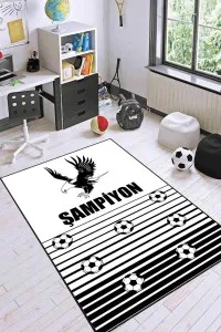 Siyah Ve Beyaz Kaymaz Tabanlı Beşiktaş Taraftar Halısı CK061 Siyah Ve Beyaz Kaymaz Tabanlı Beşiktaş Taraftar Halısı CK061