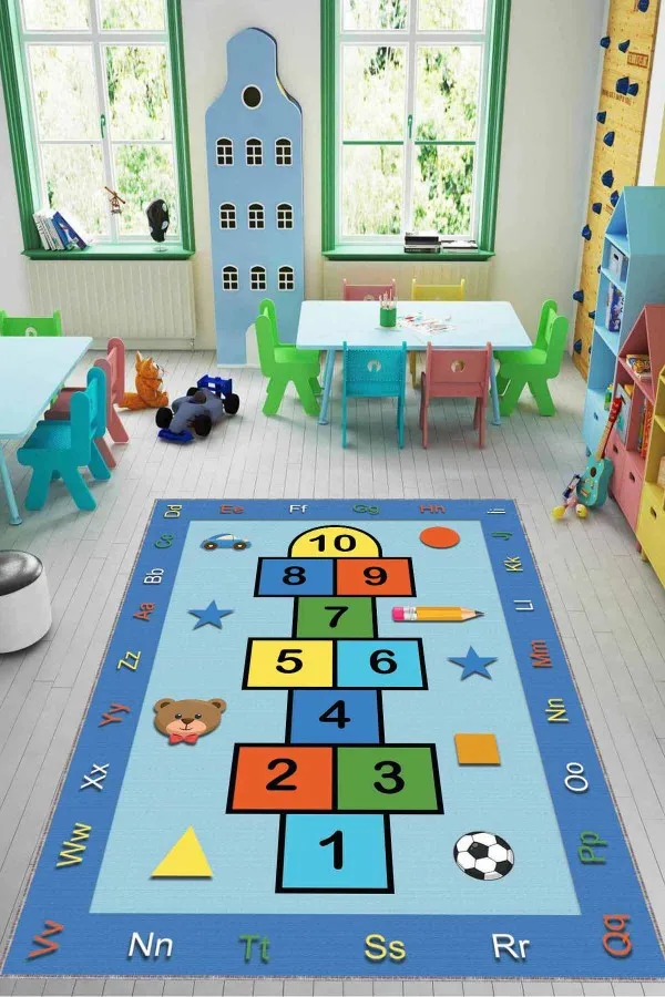 Çocuk Odası Kesme Halı Mavi Kaymaz Tabanlı Seksekli Oyun Halısı Çocuk Halısı KD94