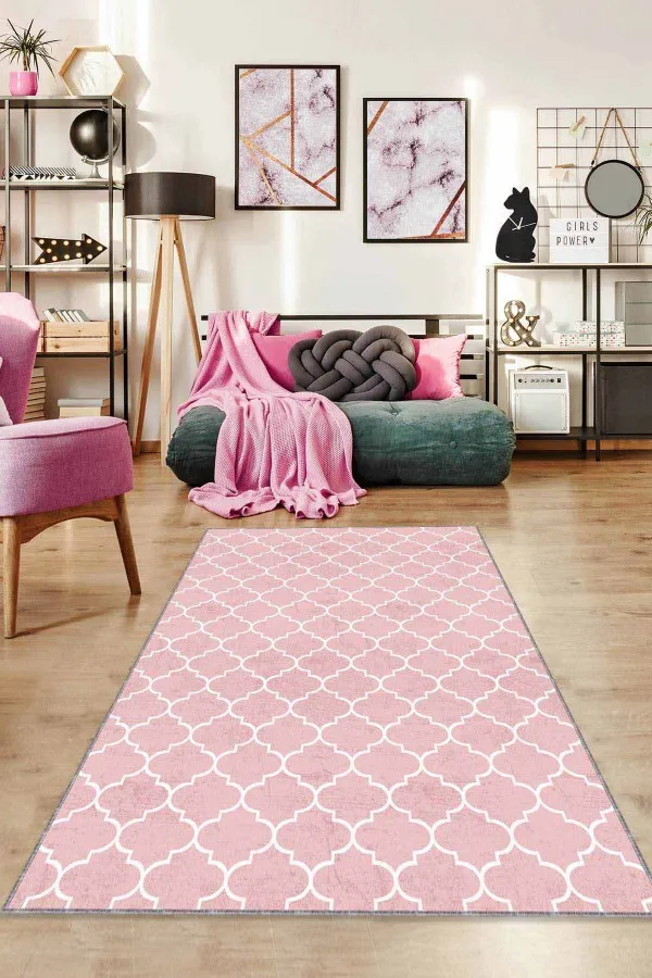 Pudra Rengi Koltuğa Uygun Halı Pembe Fas Desen Kaymaz Taban Makinede Yıkanabilir Halı RV154
