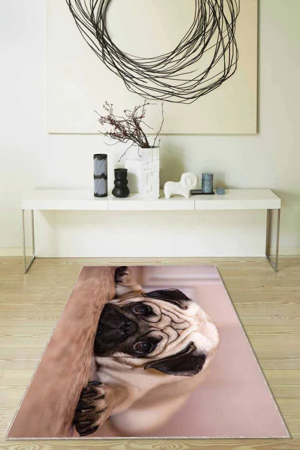 Bej Rengi Koltuğa Uygun Halı Bej Köpek Pug Desenli Kaymaz Tabanlı Dekoratif Halı RV327
