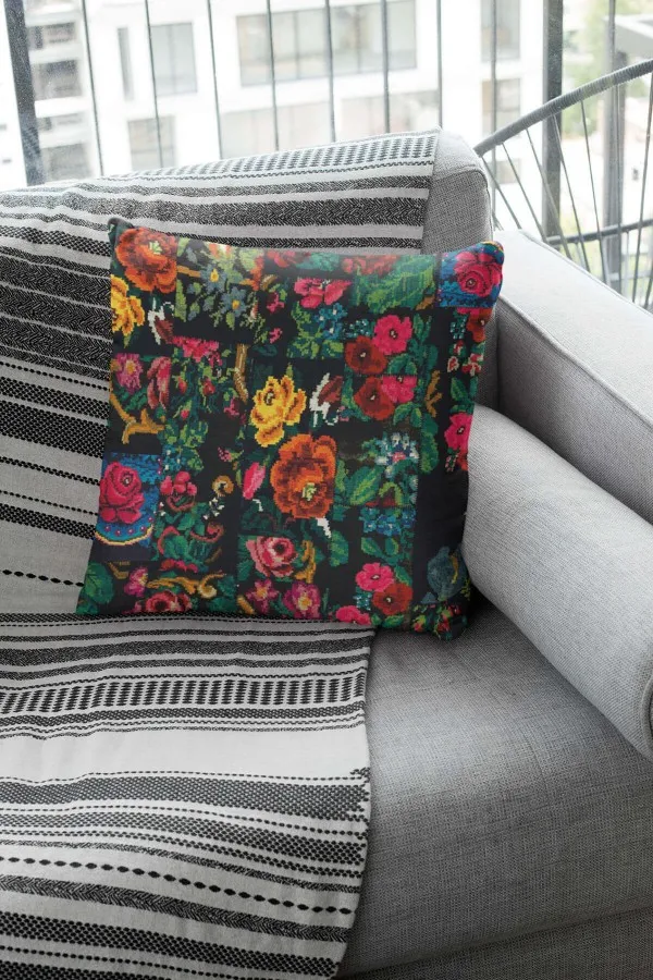 Patchwork Kırlent Modelleri Çok Renkli Patchwork Çift Taraflı Kırlent Kılıfı KRL290