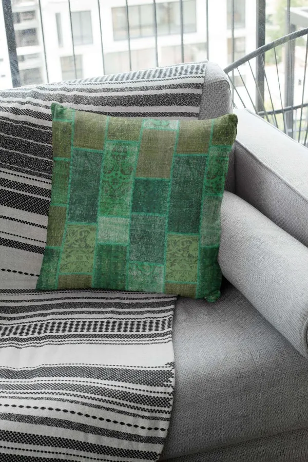 Patchwork Kırlent Modelleri Yeşil Patchwork Çift Taraflı Yastık Kırlent Kılıfı KRL295