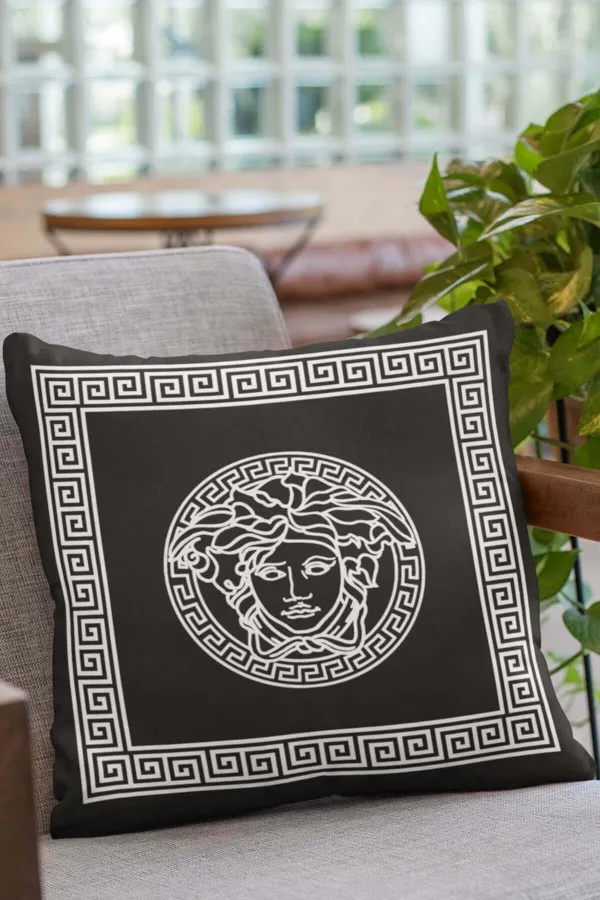 Versace Kırlent Siyah Çerçeveli Çift Taraflı Yastık Kırlent Kılıfı KRL307