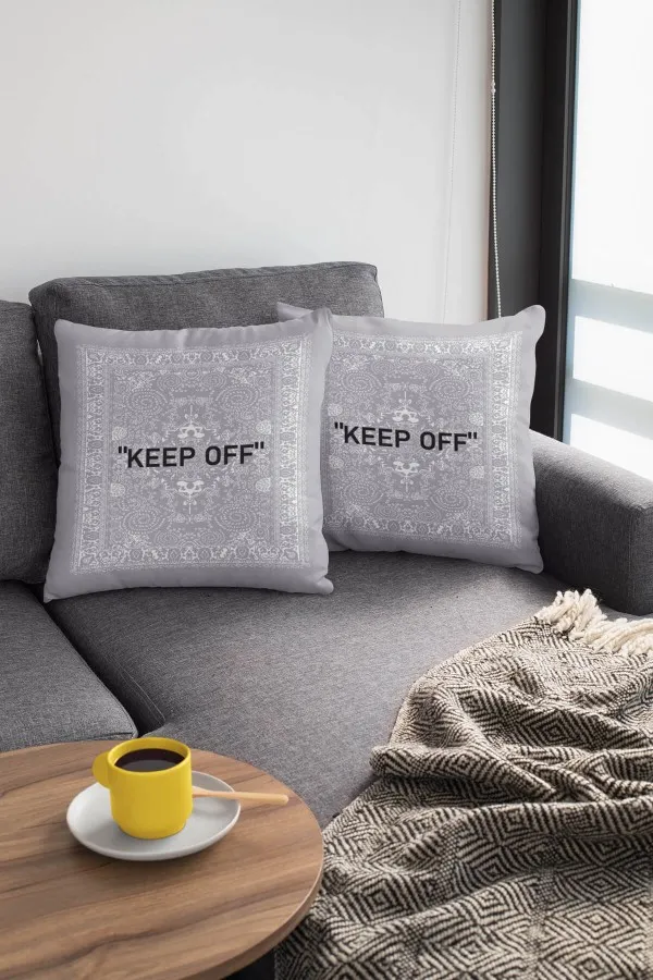Gri Beyaz Yastık Kılıfı Gri Keep Off Çift Taraflı Yastık Kırlent Kılıfı KRL452