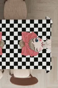 Siyah Pop Art Temalı Dokuma Leke Tutmaz Masa Örtüsü MSO111 Siyah Pop Art Temalı Dokuma Leke Tutmaz Masa Örtüsü MSO111