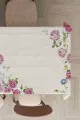 Ekru Çiçek Desenli Dokuma Leke Tutmaz Masa Örtüsü MSO315