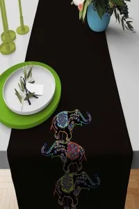 Siyah Etnik Fil Desenli Premium Masa Örtüsü Runner RNR051 Siyah Etnik Fil Desenli Premium Masa Örtüsü Runner RNR051