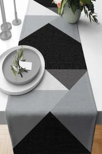 Siyah Geometrik Desenli Premium Masa Örtüsü Runner RNR347 Siyah Geometrik Desenli Premium Masa Örtüsü Runner RNR347