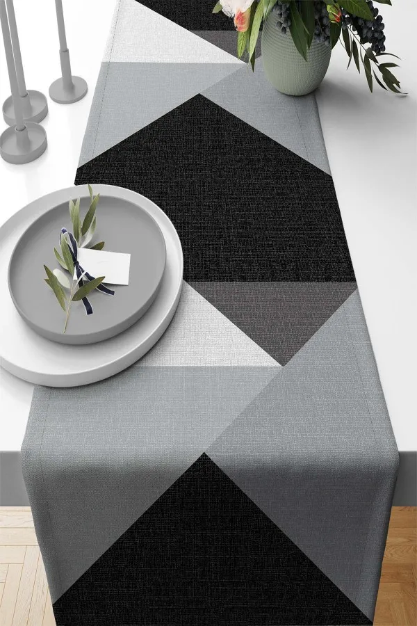 Siyah Runner Siyah Geometrik Desenli Premium Masa Örtüsü Runner RNR347