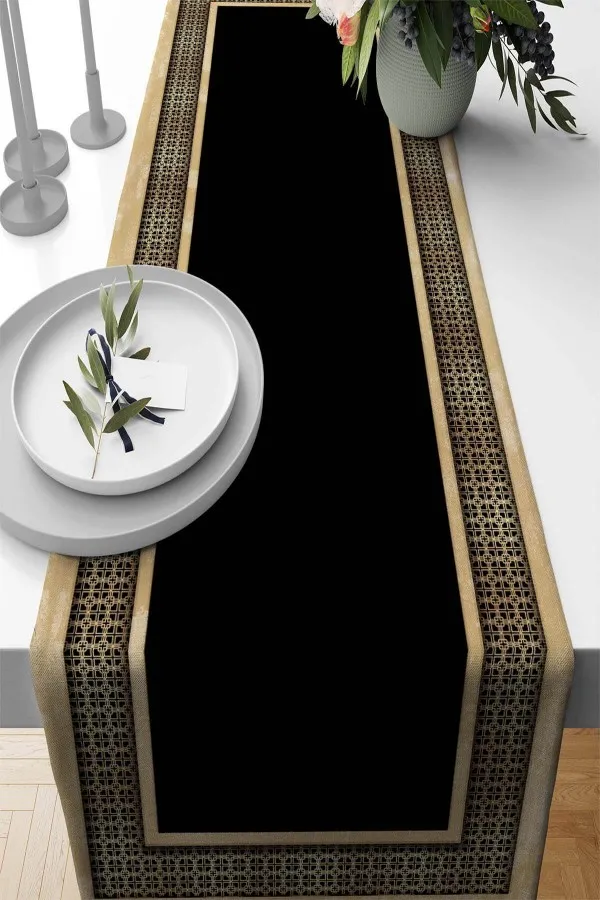 Siyah Gold Runner Gold Çerçeveli Desen Premium Masa Örtüsü Runner RNR395